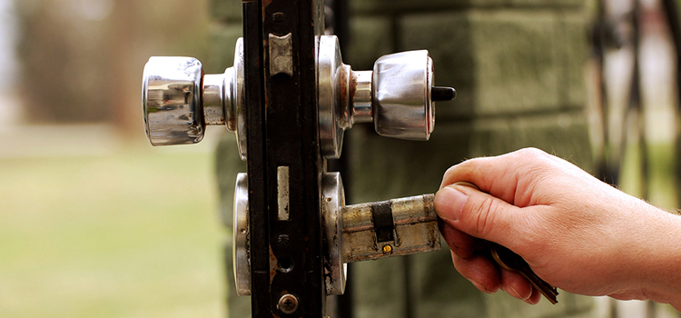 front door latch repair Quartz Hill